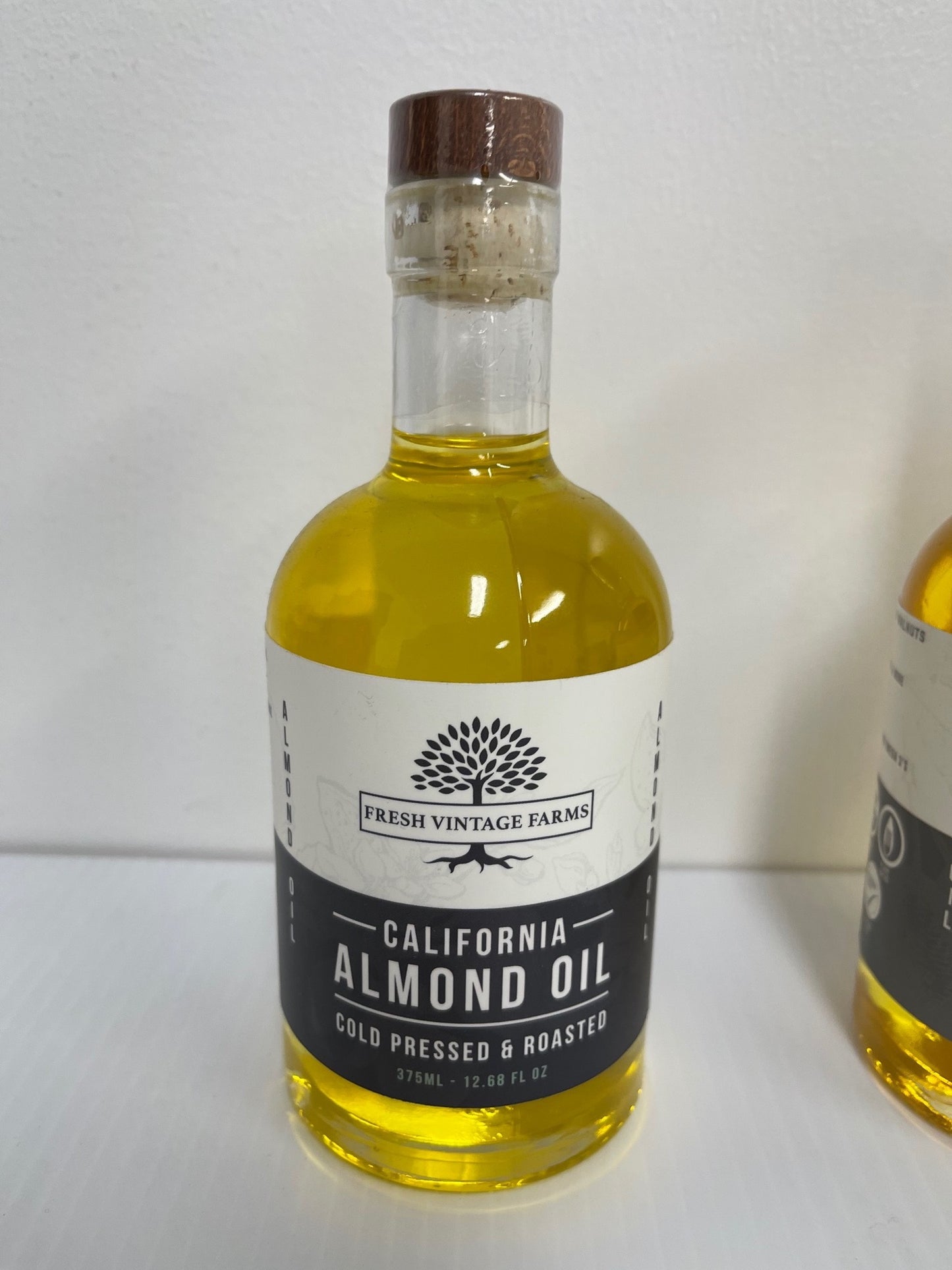 OIL ALMOND